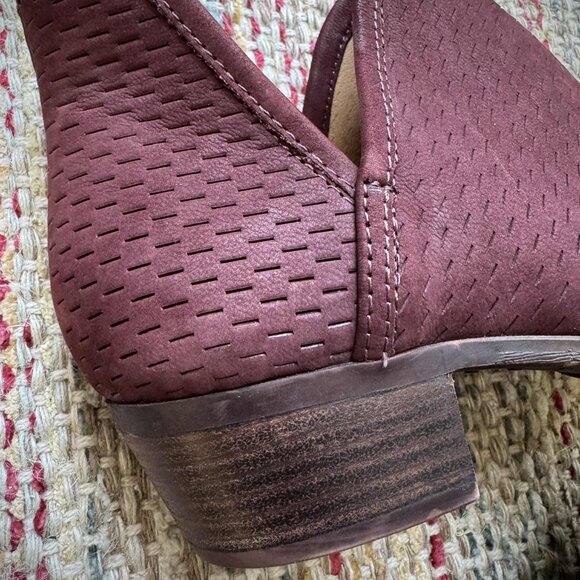 Lucky Brand Booties - Size 7.5 (38) - Picture 3 of 13
